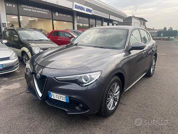 Alfa Romeo Stelvio 2.2 Turbodiesel 180 CV AT8 RWD 