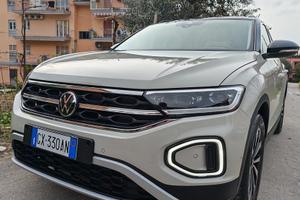 Volkswagen T-Roc 1.0 15 mesi nuova