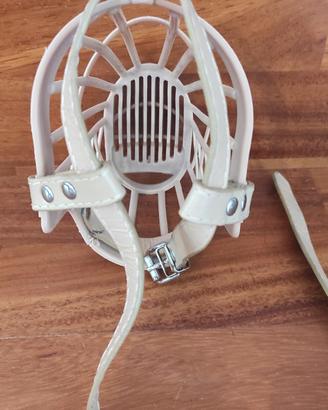  museruola di plastica 