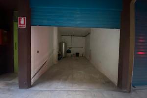 Garage box auto Acquaviva delle fonti rifinito