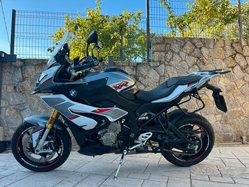 BMW S1000XR
