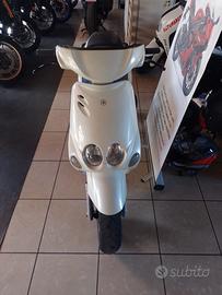 Yamaha Neos
