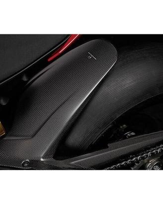 Parafango posteriore DUCATI in CARBONIO.