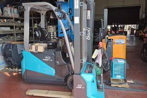 Stoccatore con batteria al litio portata 1200kg