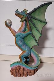 Statuetta drago con sfera per acquario - H 30 cm 