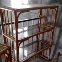 TAVOLINI E SCAFFALI IN BAMBU