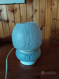 Lampada rotonda da tavolino