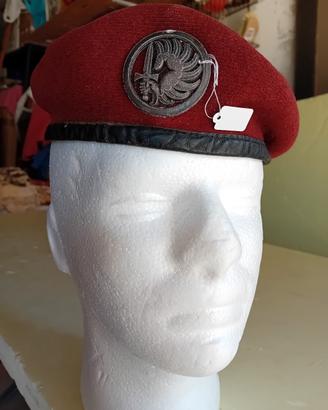basco vintage paracadutisti  Francia.