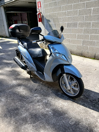 Peugeot Geopolis 400 con ABS (2010)