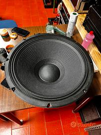 Eighteen sound 18LW1400 subwoofer