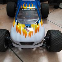 RC truggy scala 1:10 elaborata usata 2 volte.