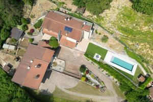 QUADRIFAMILIARE A NEMBRO