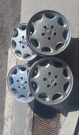 4 cerchi in lega originali mercedes da 15