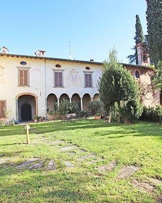 Villetta a schiera di 381 m² con più di 5 locali e