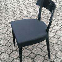 Sedia nera lucida con seduta in tessuto! 