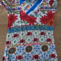 T-shirt Desigual taglia S nuova con etichetta