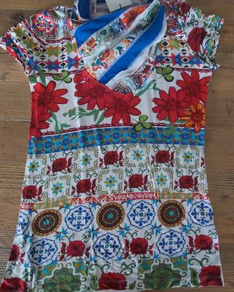 T-shirt Desigual taglia S nuova con etichetta