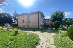 Appartamento di 108 m² con 5 locali e box auto dop