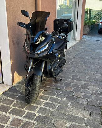 Honda X-adv 750 2022
