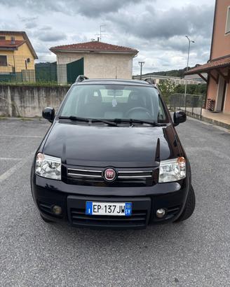 Fiat Panda 1.3 MJT 16V DPF 4x4 Climbing