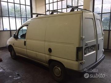 Ricambi Fiat Scudo 2000 vari colori