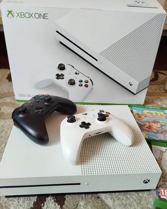 Lotto Xbox One Boxata + 10 giochi 