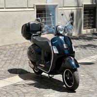 Piaggio Vespa 300 GTS - 2016