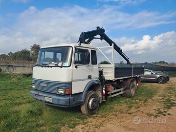 IVECO 115/130 RIBALTABILE CON GRU