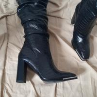 stivali al ginocchio