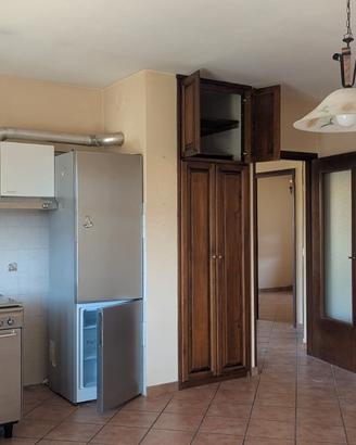 Trilocale in via Ambuschetti 20