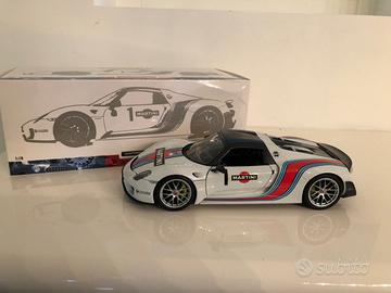 Porsche 918 Martini racing - Minichamps 1:18