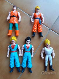 vegeta, vegeth, gohan e tensing (saranno loro?)