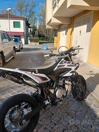 Yamaha WR 125