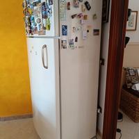 frigorifero Ariston bombato 