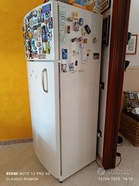 frigorifero Ariston bombato 