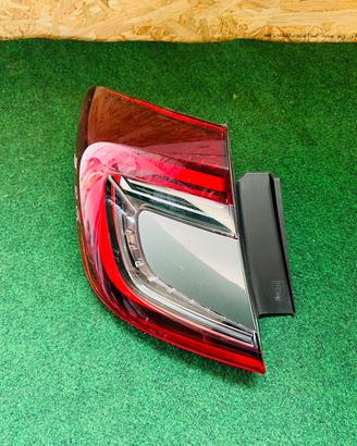 Fanale posteriore sinistro Renault Captur