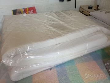 Materasso matrimoniale più topper