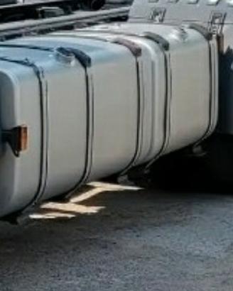 Scania Serbatoio 700 L