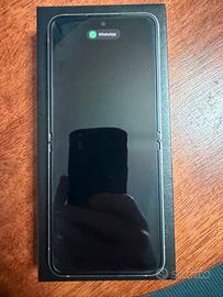 Samsung Galaxy Z Flip 6 da 512GB + Galaxy 