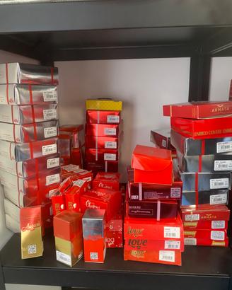 Stock intimo rosso