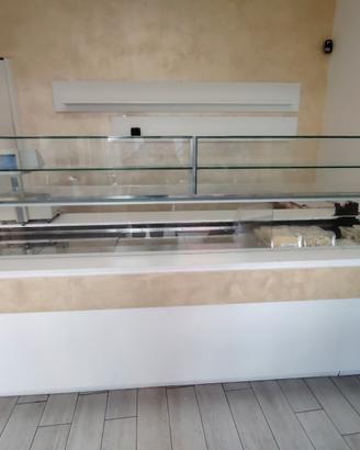 Banco frigo pasticceria