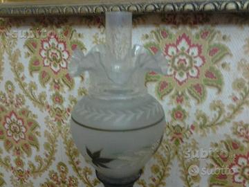 Lume a petrolio in onice del 1890