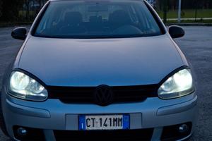 Golf 5 1.6 fsi 2005 6 marce 