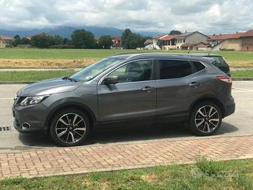 NISSAN Qashqai 1ª serie - 2014