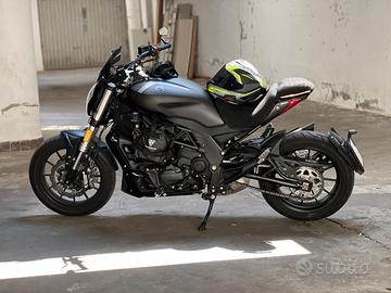 Benelli 502 c