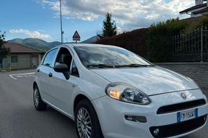 Fiat grande punto 1.4 8v gpl di casa