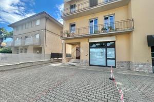 5 LOCALI A ASSISI