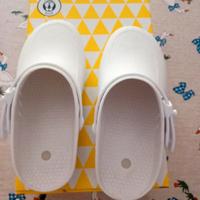 Calzature sanitarie.