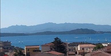 Grande appartamento ind.con vista mare autorimessa