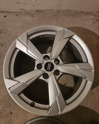 Cerchi lega 18" originali  Audi